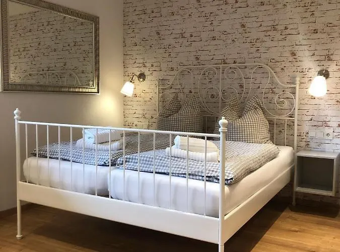 Falkenegg بيت للعطل لينهشتات